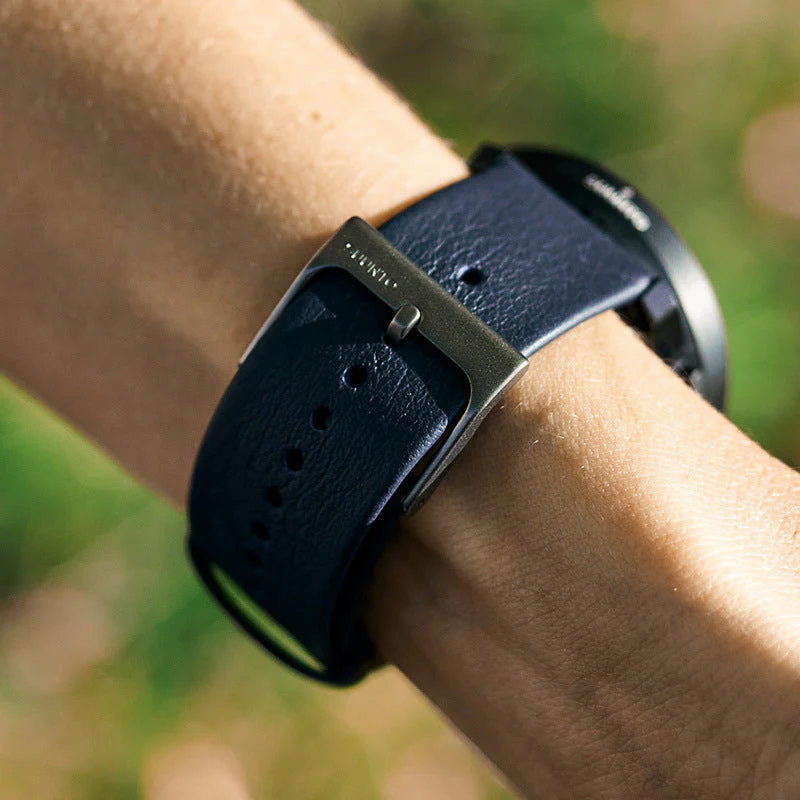 Suunto 22mm Urban 6 Leather Strap Granite Blue M - Image 2