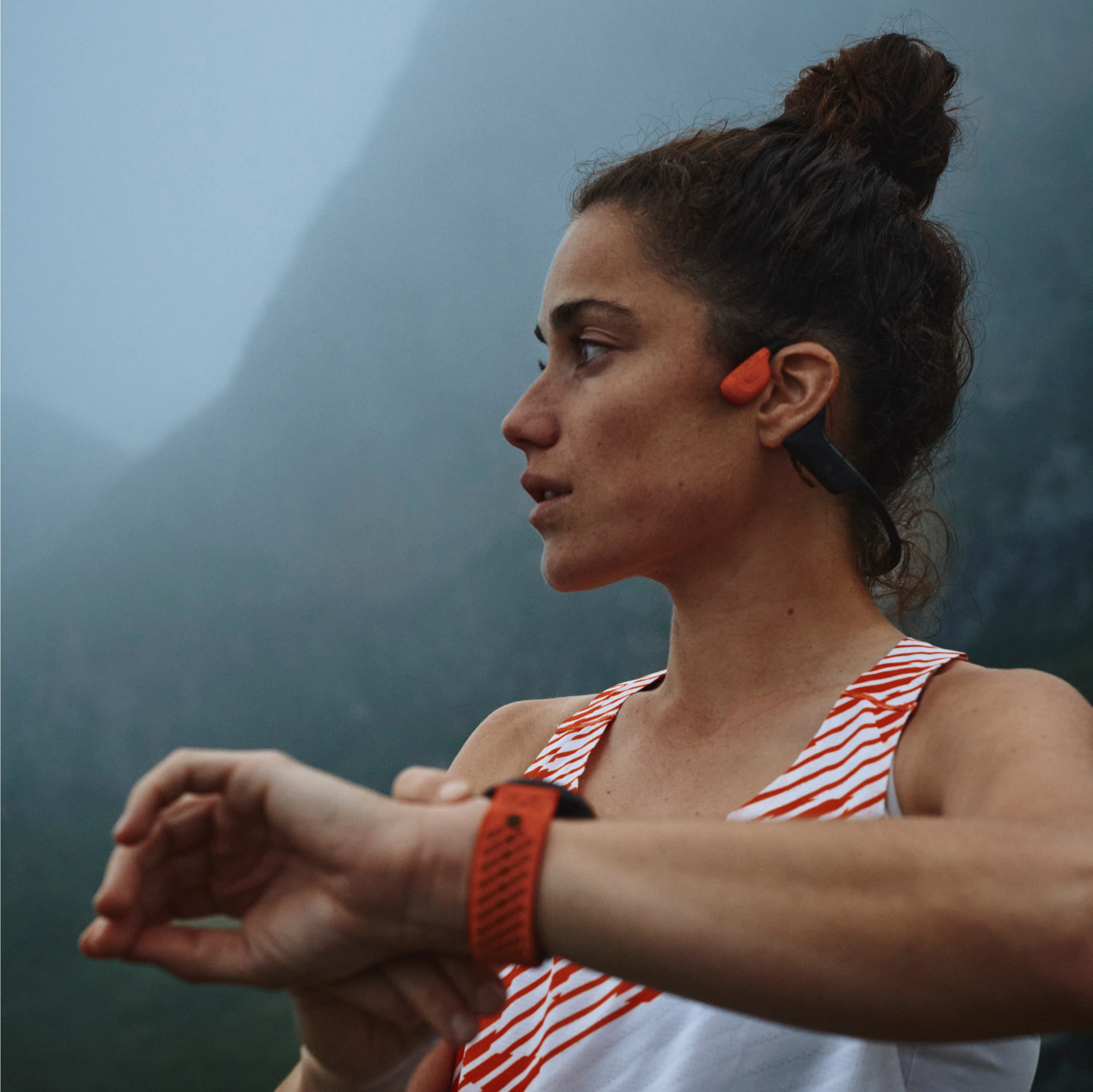 Suunto Race 2 Coral Orange - Image 4