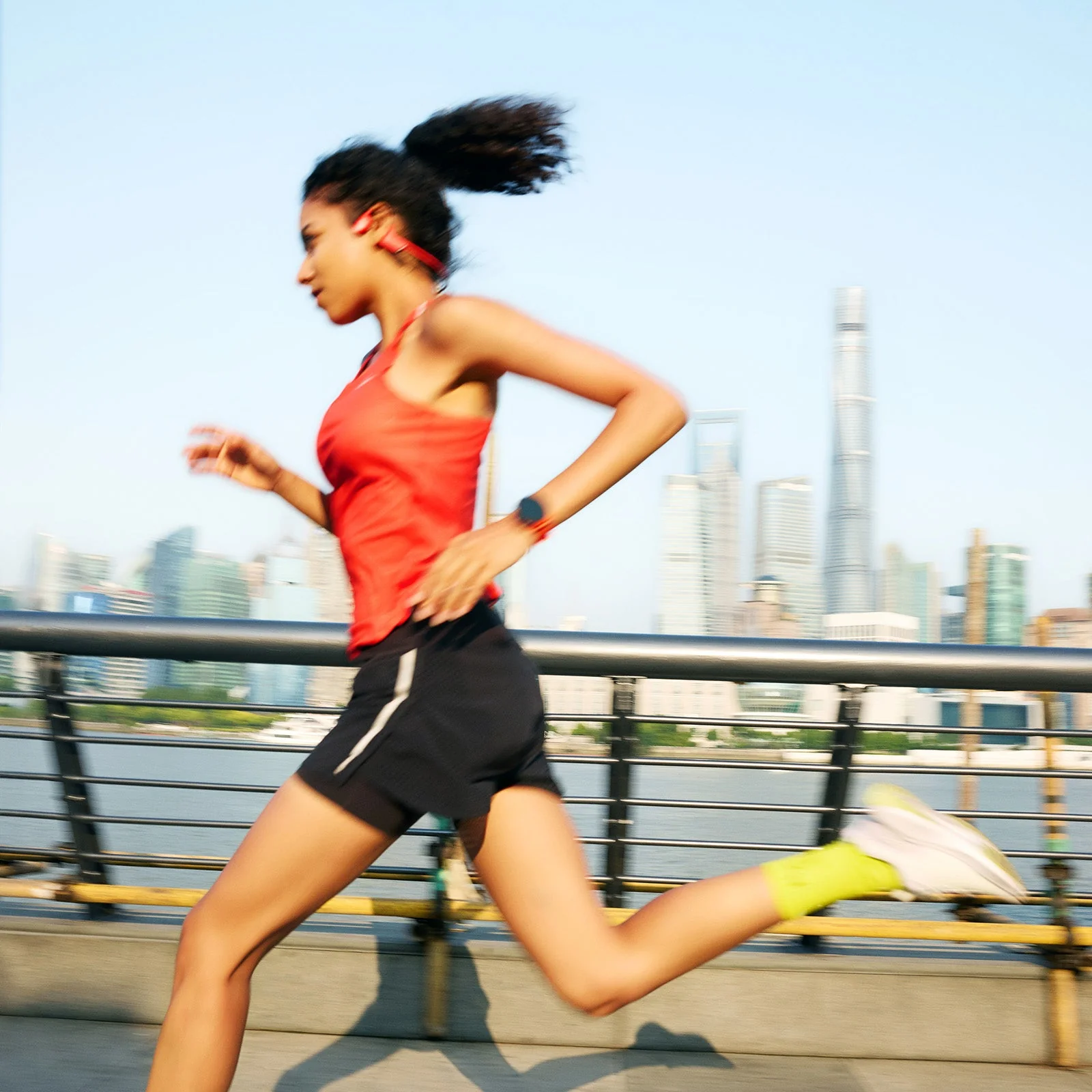 Suunto Run Coral Orange with Silicone Strap - Image 7