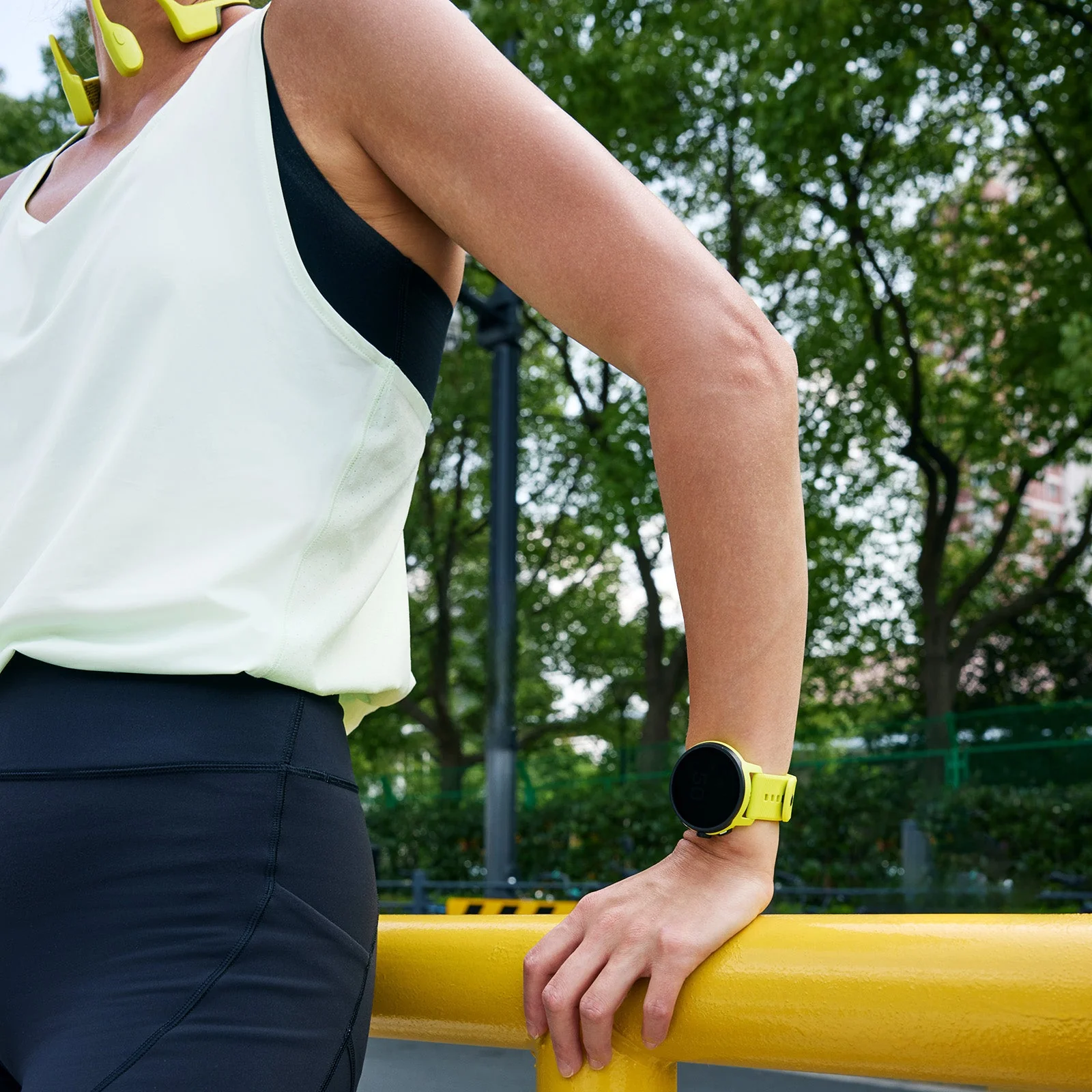 Suunto Run Lime with Silicone Strap - Image 7